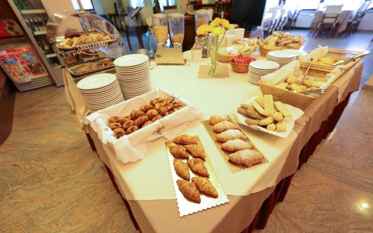 Hotel Da Roberto 拉齐塞 外观 照片